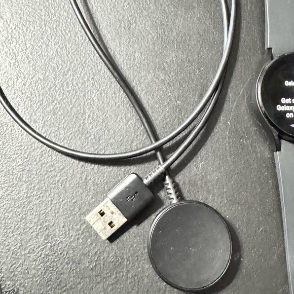 Samsung Galaxy Watch 4 Classic 40 LTE Black - Picture 14 of 16